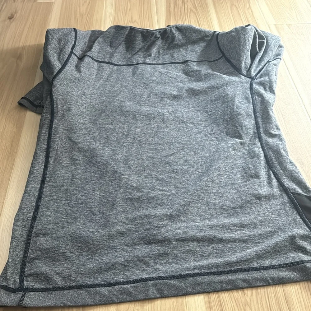 Lululemon Long Sleeve Men Shirt - Picture 8 of 9